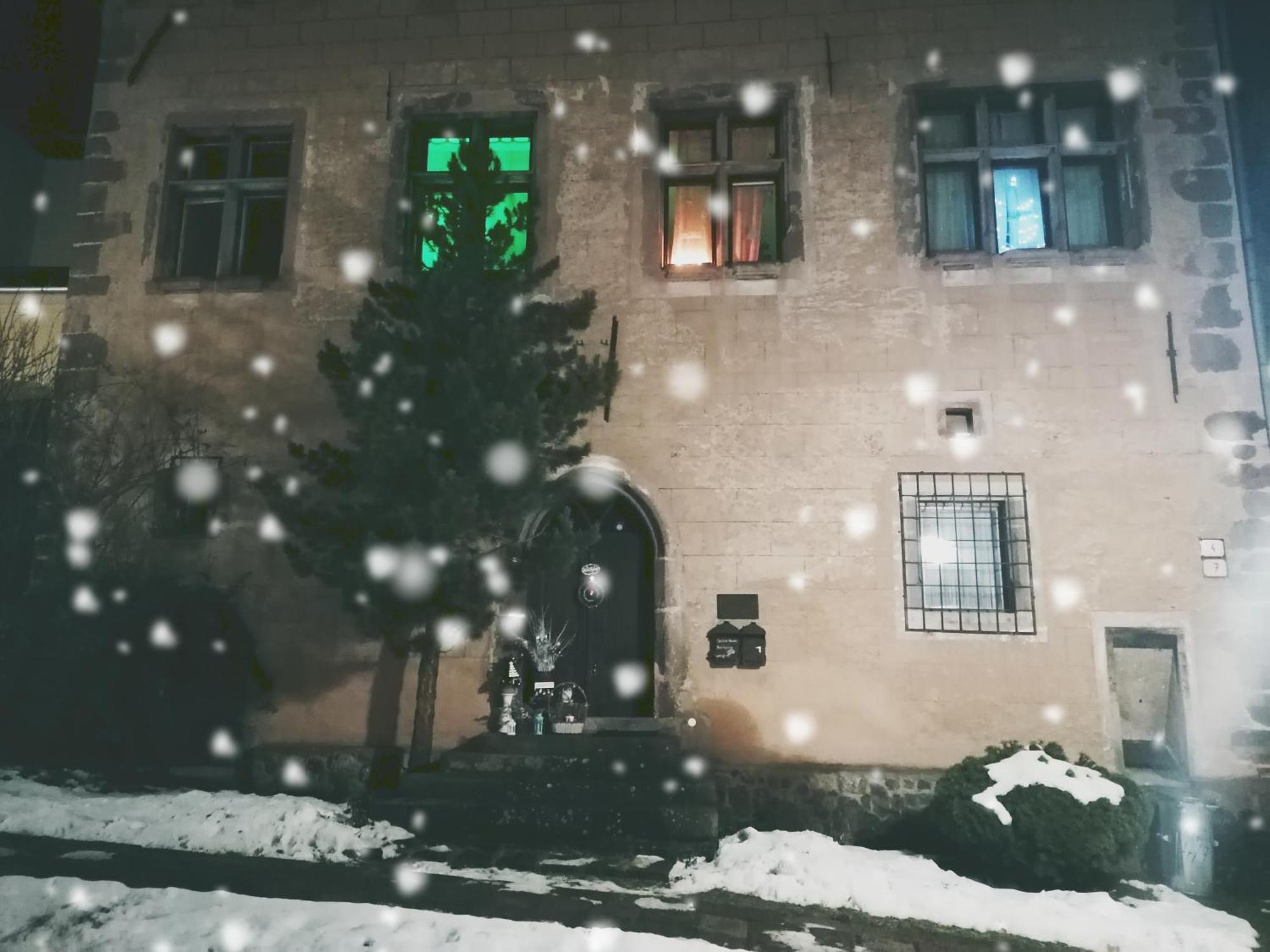 Gothic House Apartments 克雷姆尼察 外观 照片